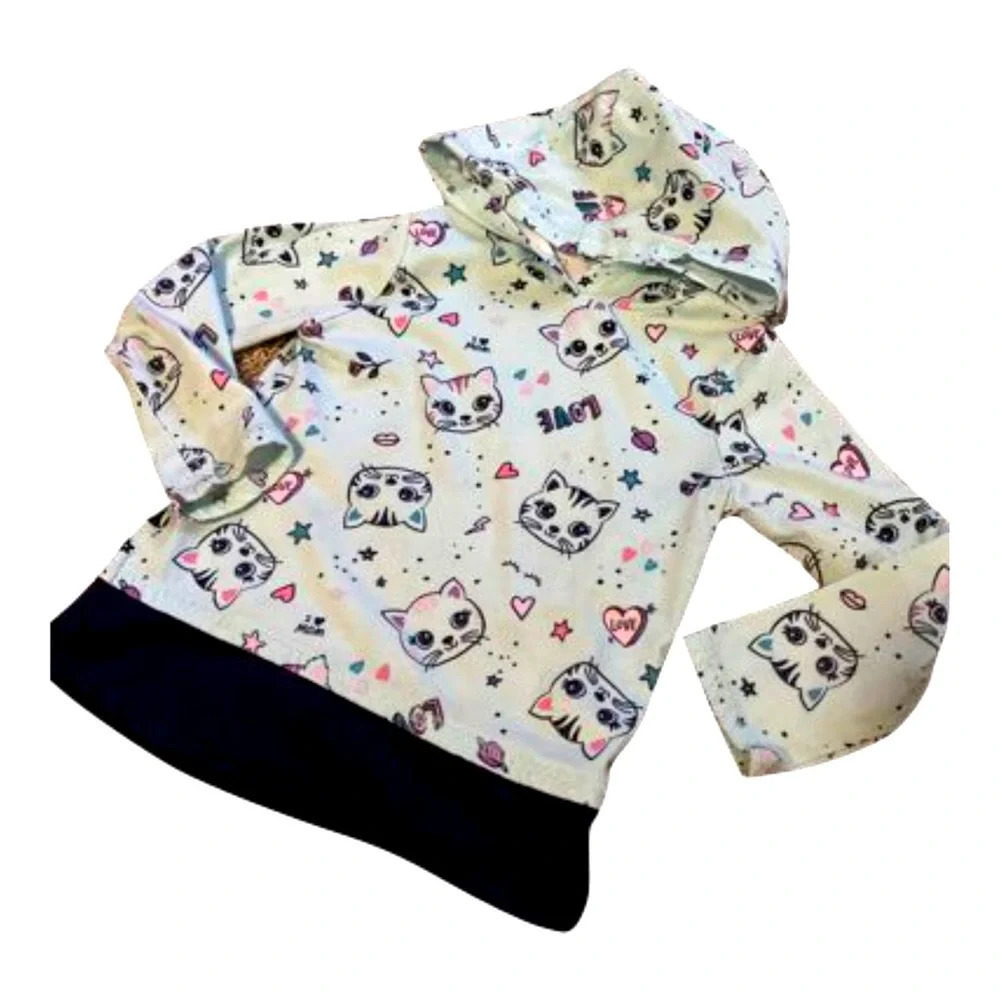 Cute hooded shirt